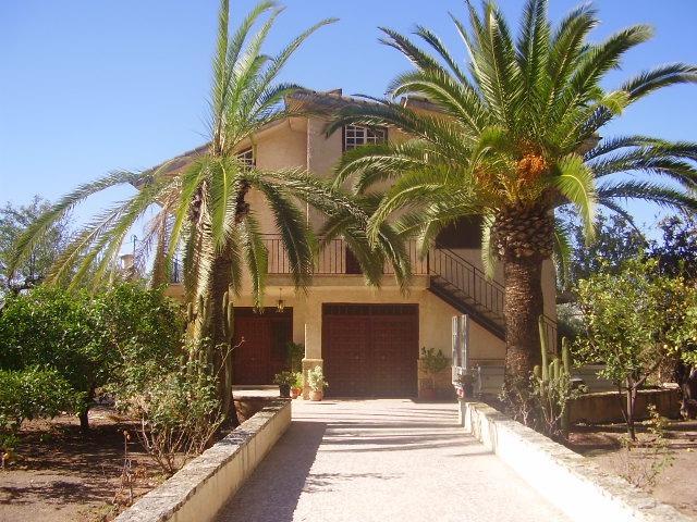 DISFRUTA DEL CAMPO EN LA ZONA VIP DE PURIAS