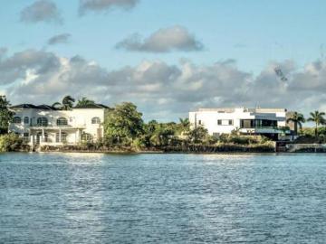Disfruta del lujo, contecitividad y paz del Residencial Lagos del Sol de Cancun