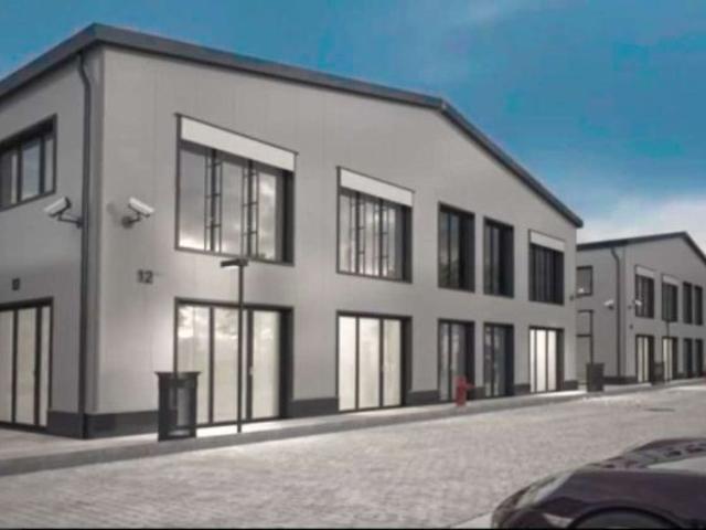 Diskret angebotene Gewerbeliegenschaft mit Planungsbasis und Energieautarkie