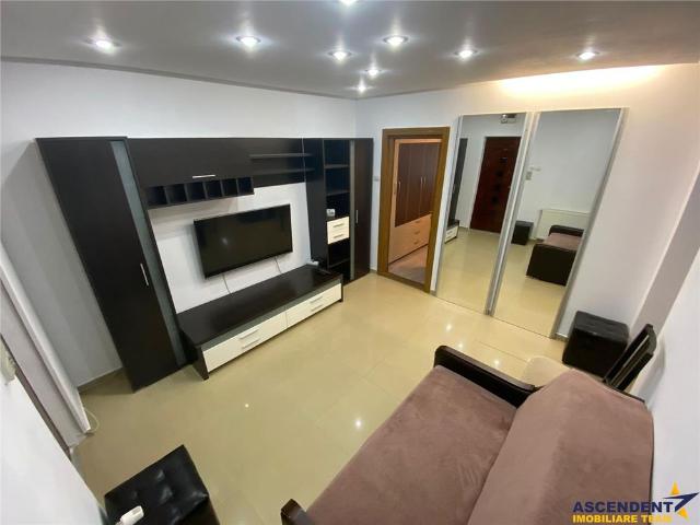 Disponibil din 15.02.2026! Decomandat, loc parcare,pivnita, zona Grivitei, Brasov