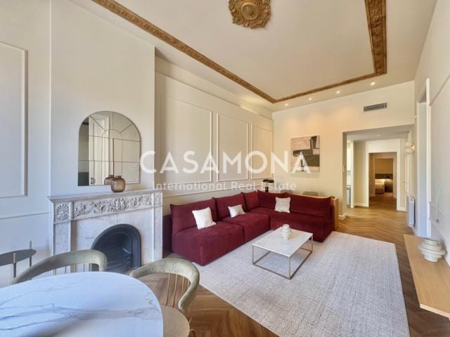 Disponible Ahora A La Venta Vive la elegancia urbana en este. 137m² Barcelona
