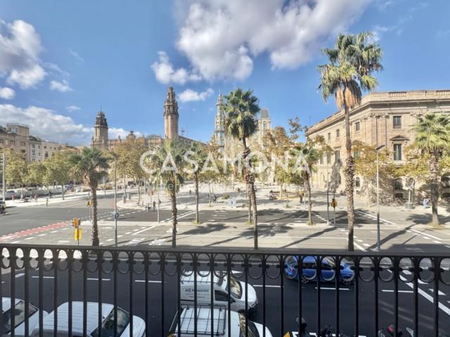 Disponible Ahora En Venta Viva la elegancia urbana en este m. 119m² Barcelona