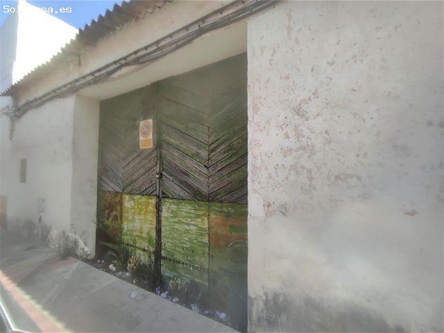 Disponible en venta terreno en plena Avenida Santa Lucia