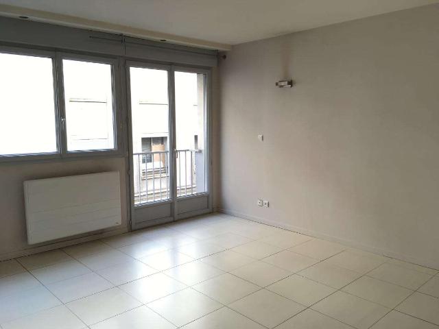 Divers locations Nantes 44