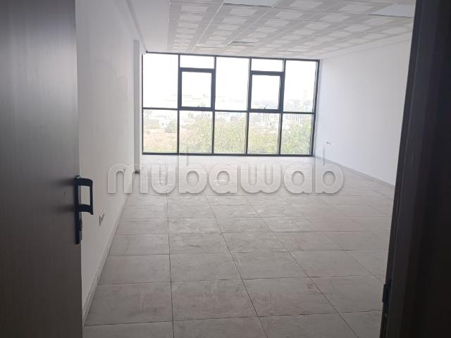 Divers Plateau bureau 46m2 bd Moulay SMAIL