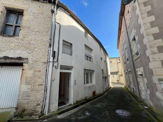 Divers ventes Mauzé sur le Mignon 79
