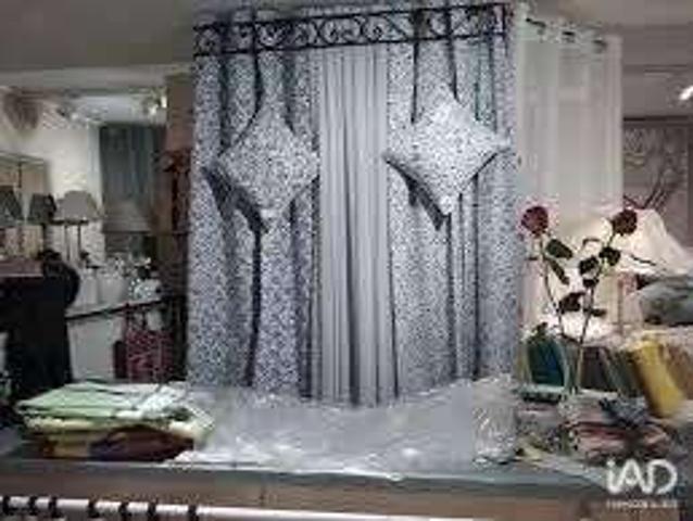 Divers ventes Apt 84
