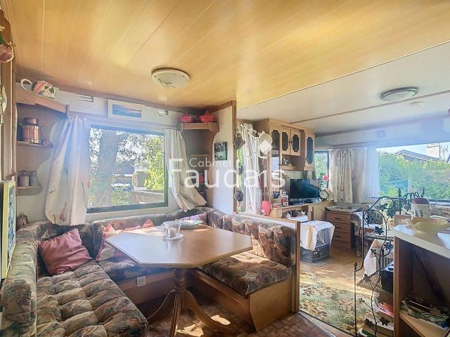 Divers ventes 3 pièces Saint Georges de la Rivière 50