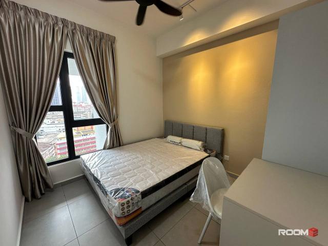 Divo Residence Middle Room for rent 10mins to Mid Valley