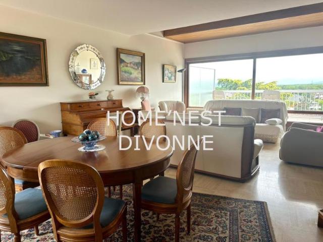 DIVONNE DERNIER ETAGE GRAND APPARTEMENT DUPLEX T3/4