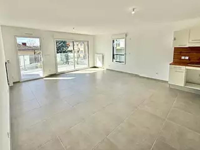 Divonne les Bains 01220 Achat / Vente appartement 3 pièces t3 balcon