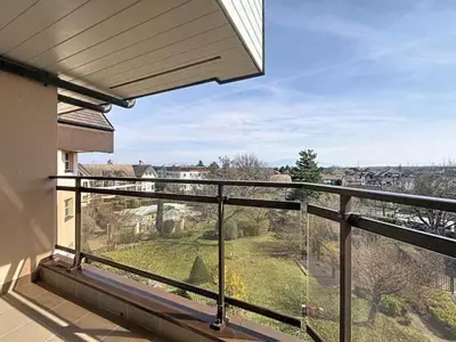 Divonne les Bains 01220 Achat / Vente appartement 3 pièces t3 piscine cave