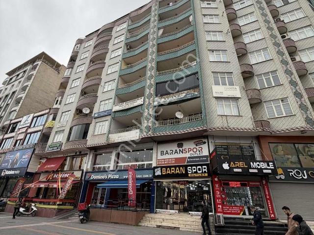 Diyarbakır Caddesinde Yatırımlık Satılık 2+1 Ofis & Daire