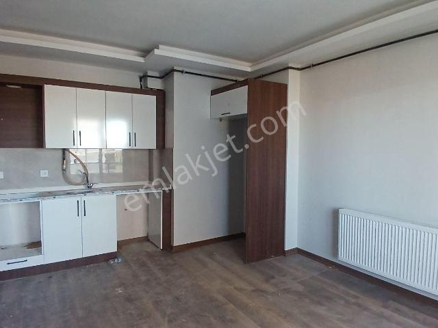 Diyarbakır Yenişehir Üçkuyular'da Site İçerisinde Satılık 1+1