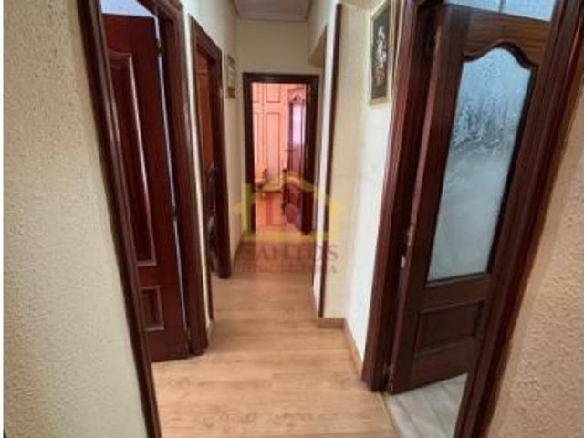 DJSANTOS le ofrece piso en venta en el Parque Garrido, con ascensor