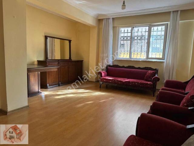 Doğuştan Armağanevlerde Kiralık Bahçe Katı Daire 95 M & 2+1