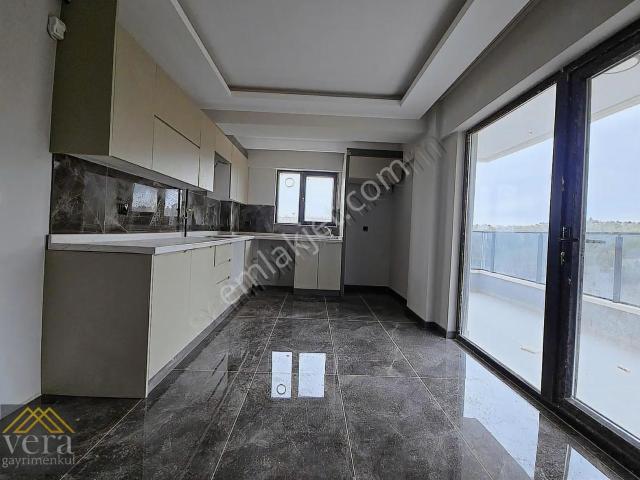 Doğukent'te Orman Manzaralı Krediye Uygun Full Yapılı Sıfır 3+1