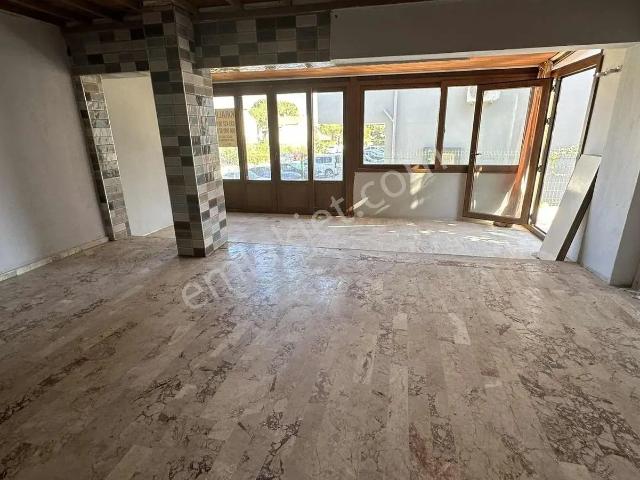Doğa Dostu'ndan Mordoğan Çarşıda Kiralık Bahçe Teraslı 75m2