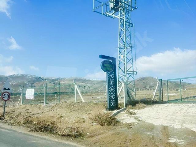 DOĞA SİTESİ ELEKTRİK SU TELEFON MEVCUT 500m2 BAHÇE