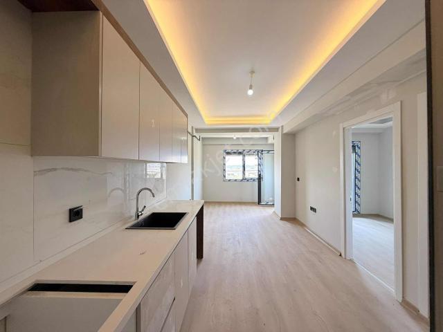 Doğa Ve Şehir Manzaralı Sıfır Yerden Isıtmalı | Balkonlu 1+1