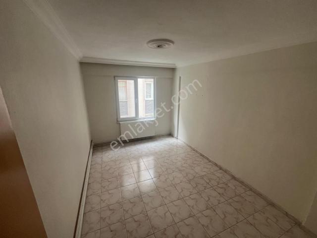 Doğalgazlı 3+1 Kiralık