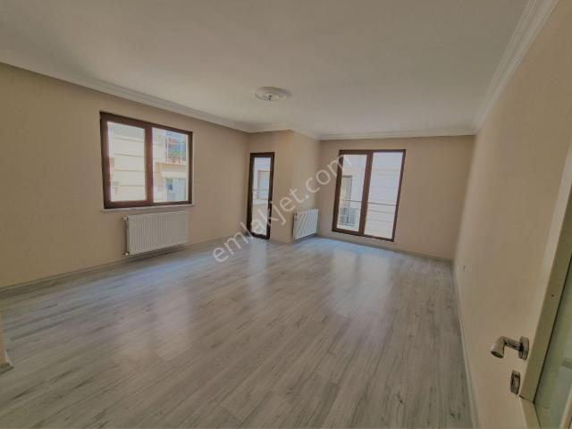 Doğan Emlak' Tan Ortadağ Merkezde Kiralık 2+1 Arakat Daire