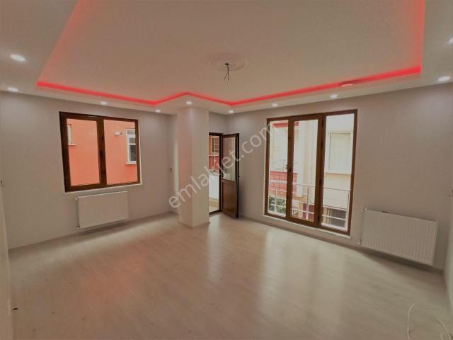 Doğan Emlak' Tan Ortadağ Merkezde Kiralık 2+1 Daire. okuyunuz.