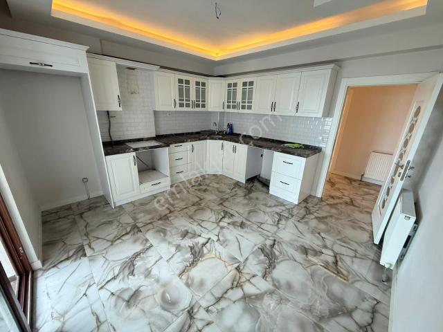 Doğan Emlak Group’tan İlkadım Tepecik’te Site İçi 3+1 4.kat Kiralık