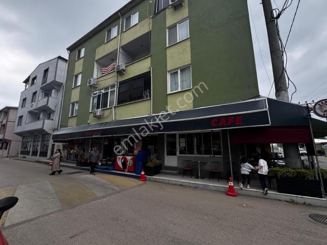 Doğanevler'de Güzel Konumlu Satılık Kırtasiye Dükkanı