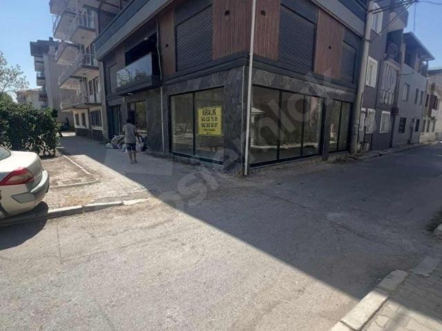Doğanlarda Sıfır Kiralık Köşe Dükkan