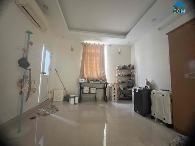 Do chuyển chỗ làm để thuận tiện việc kinh doanh, mình cần pass lại phòng trọ diện tích 25m²