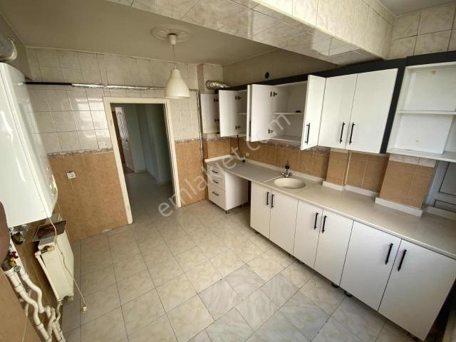 Doğdu Emlak'tan Merkezi Konumda Katta 3+1 Kiralık