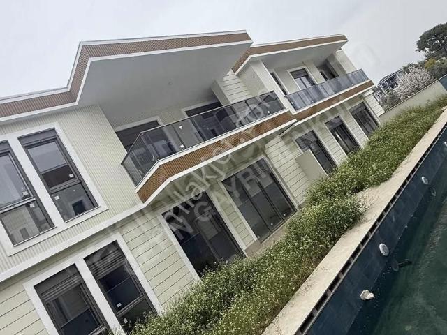 Döşemealtı Altınkale Bölgesi Lüks Villa 4+1