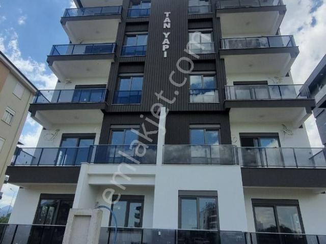 Döşemealtı Bahçeyaka'da Sıfır, Yerden Isıtmalı Satılık 2+1 Daire