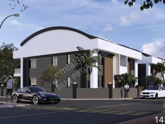 Döşemealtında Townhouse 4+1 Villa Satılık Duplex