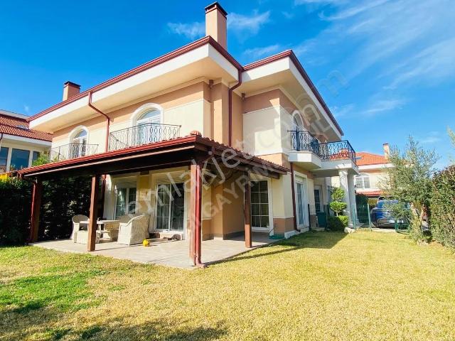Döşemealtı Vali Konakları 2'de Kiralık 4+1 İkiz Villa