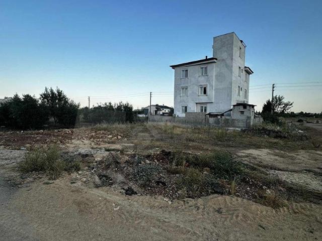Döşemealtı Yeniköy'de 0,80 Emsal Satılık Villa Arsası