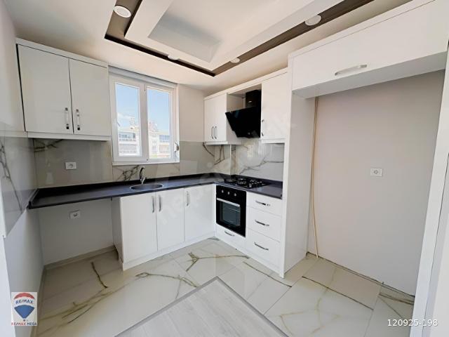 DÖŞEMEALTI MERKEZDE 1+1 KİRALIK SIFIR DAIRE