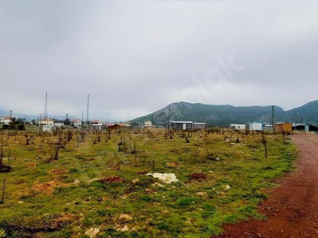 DÖŞEMEALTI DAĞBELİ'NDE PARK CEPHELİ 381 M2 SATILIK VİLLA ARSASI