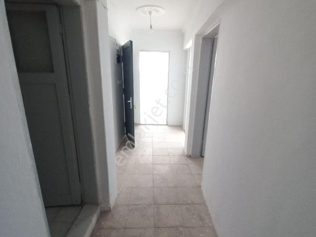 Doğru Emlaktan Satılık Yarı Bodrum Daire