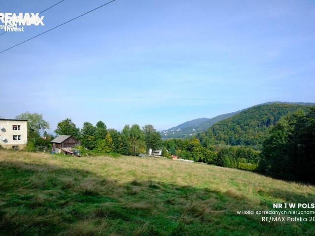Do sprzedania działka 900 m² z widokiem na góry w Ustroniu