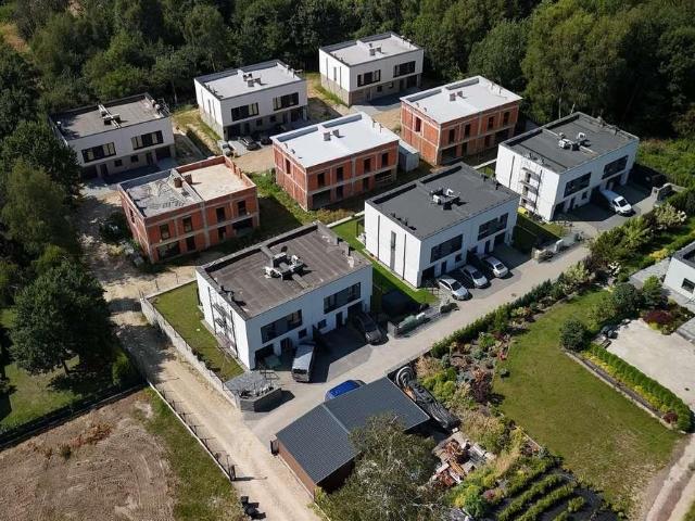 Do sprzedania dom 125 m² w Łaziskach Górnych z możliwością wykończenia