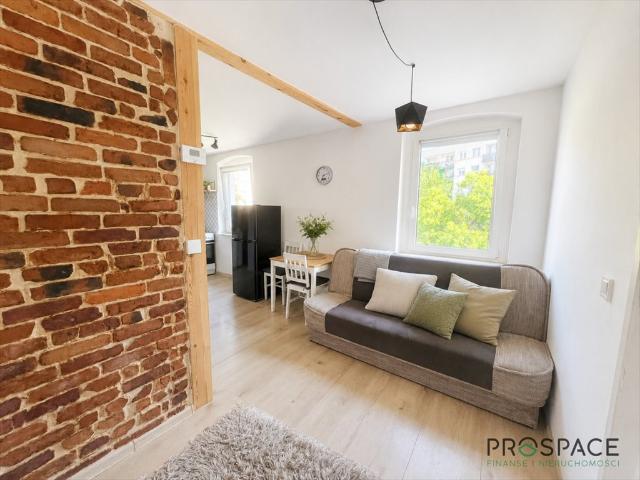 Do sprzedania funkcjonalne 2 pokojowe mieszkanie 27,5 m² w Nowej Soli
