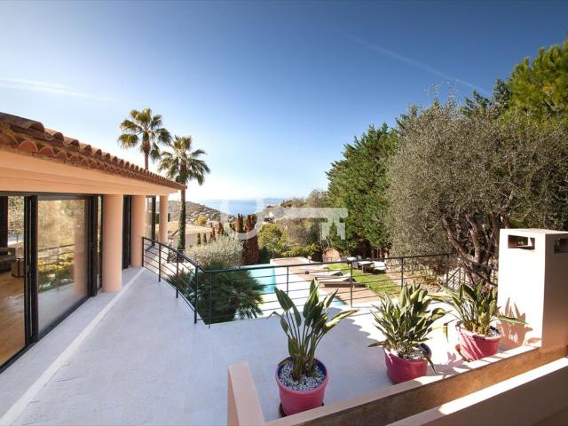 Do sprzedania luksusowa willa 340 m² z prywatnym basenem w Villefranche sur Mer