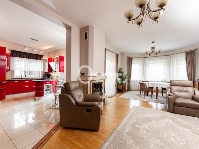 Do sprzedania przestronny dom 193 m² w Warszawie