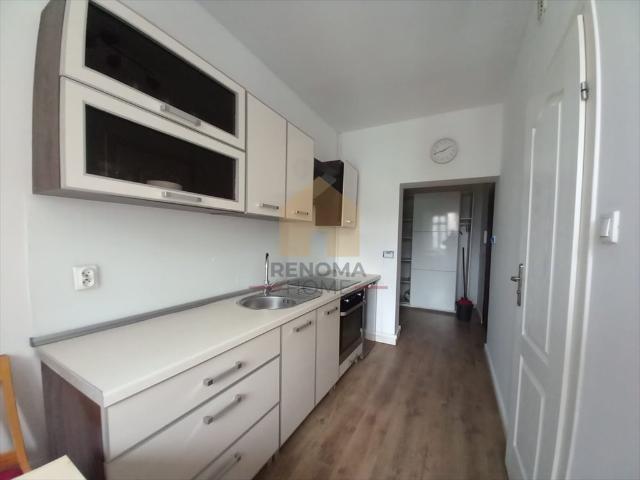 Do sprzedania przestronna kawalerka 35 m² w centrum Świdnicy