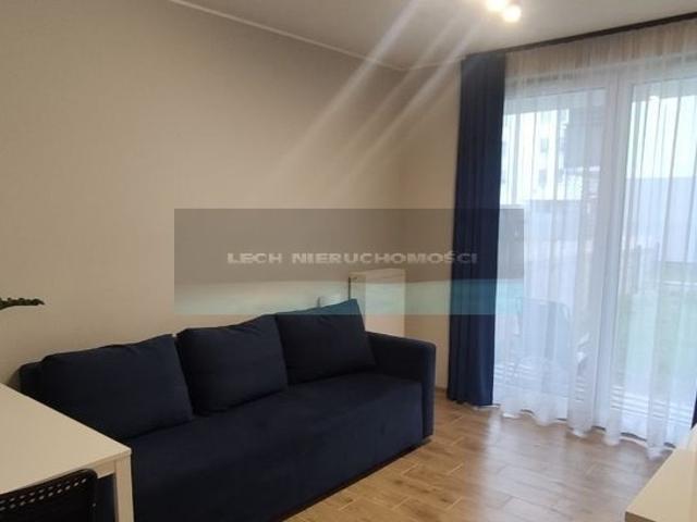 Do sprzedania przestronne 2 pokojowe mieszkanie z ogródkiem 50 m²