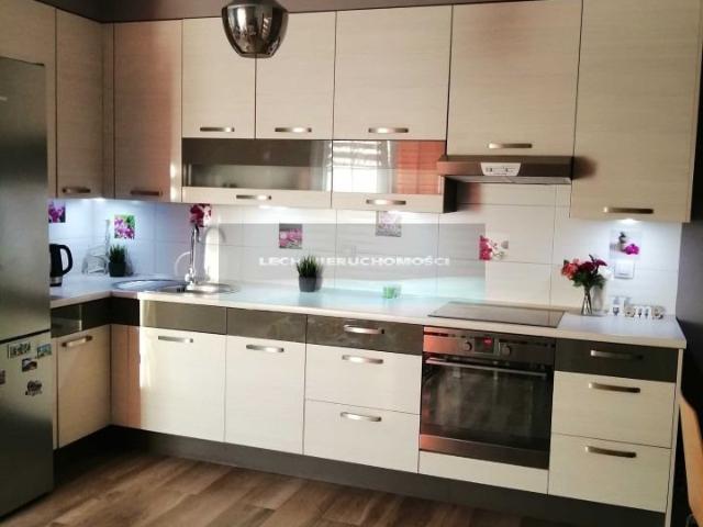 Do sprzedania przestronne 3 pokojowe mieszkanie 59,74 m² z balkonem