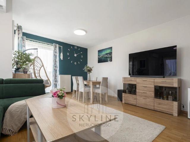 Do sprzedania przestronne 3 pokojowe mieszkanie 74 m² z balkonem