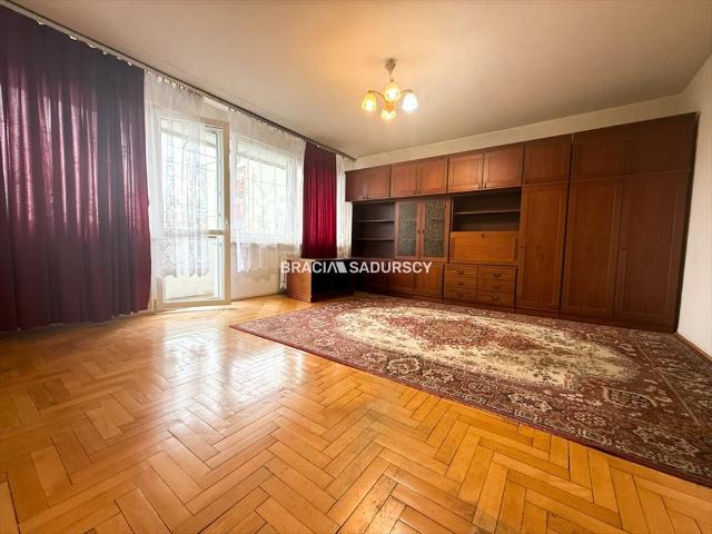 Do sprzedania 2 pokojowe mieszkanie z balkonem i panoramicznym widokiem